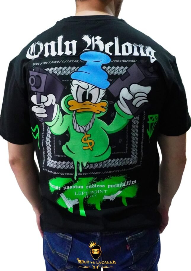 Camiseta Left Point Negra Only Belong