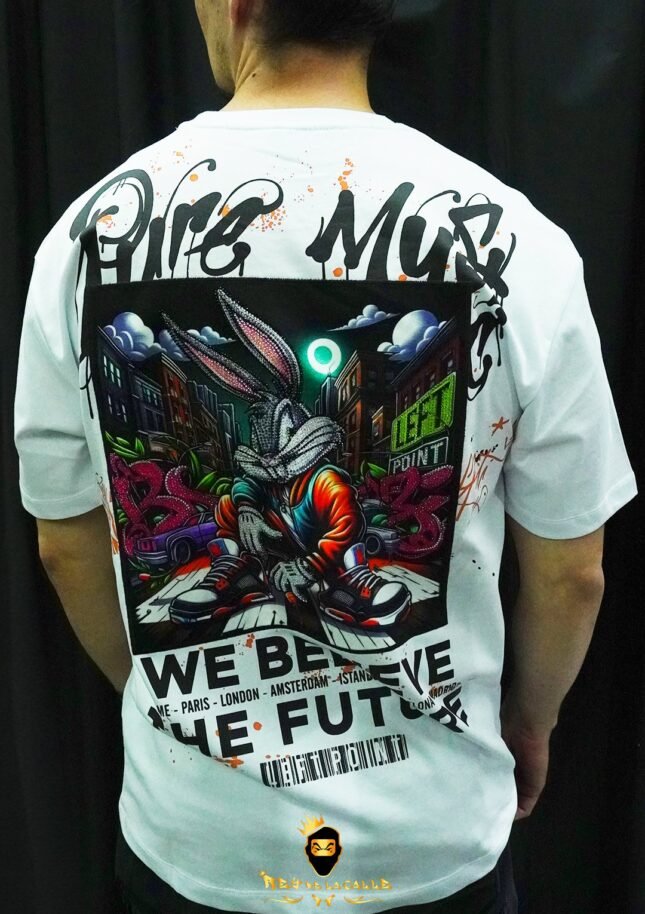 Camiseta Left Point Blanca Pedrería Brillante We Believe The Future